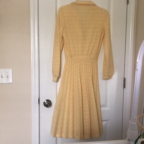 ILGWU Vintage Yellow Dress - Picture 8 of 11